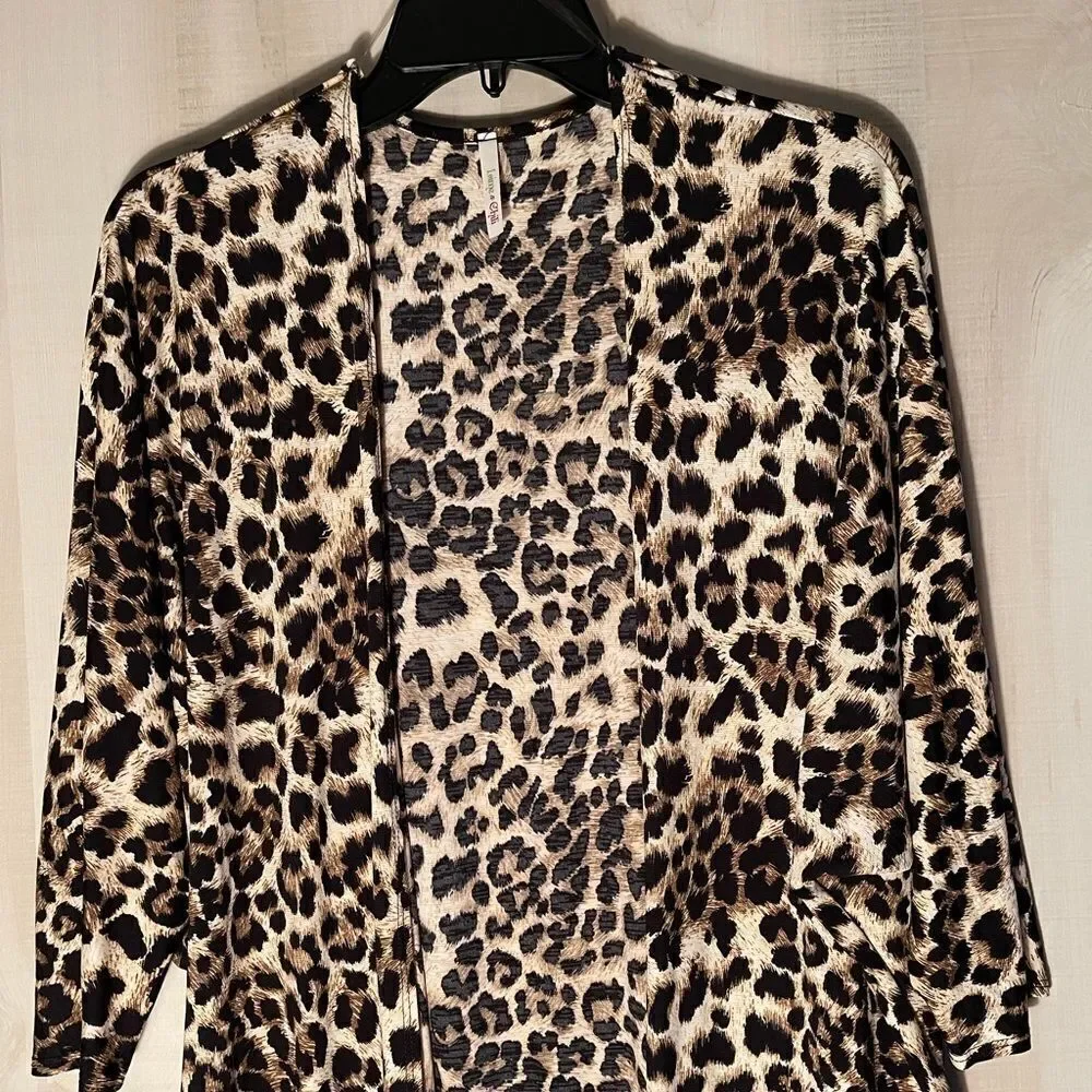 NWOT leopard print short kimono‎ style jacket, size small
